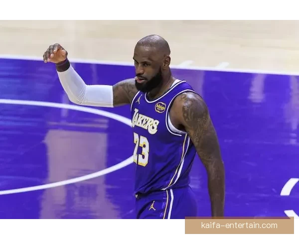 詹姆斯评价里夫斯打球风格独特节奏灵活非典型白人球员